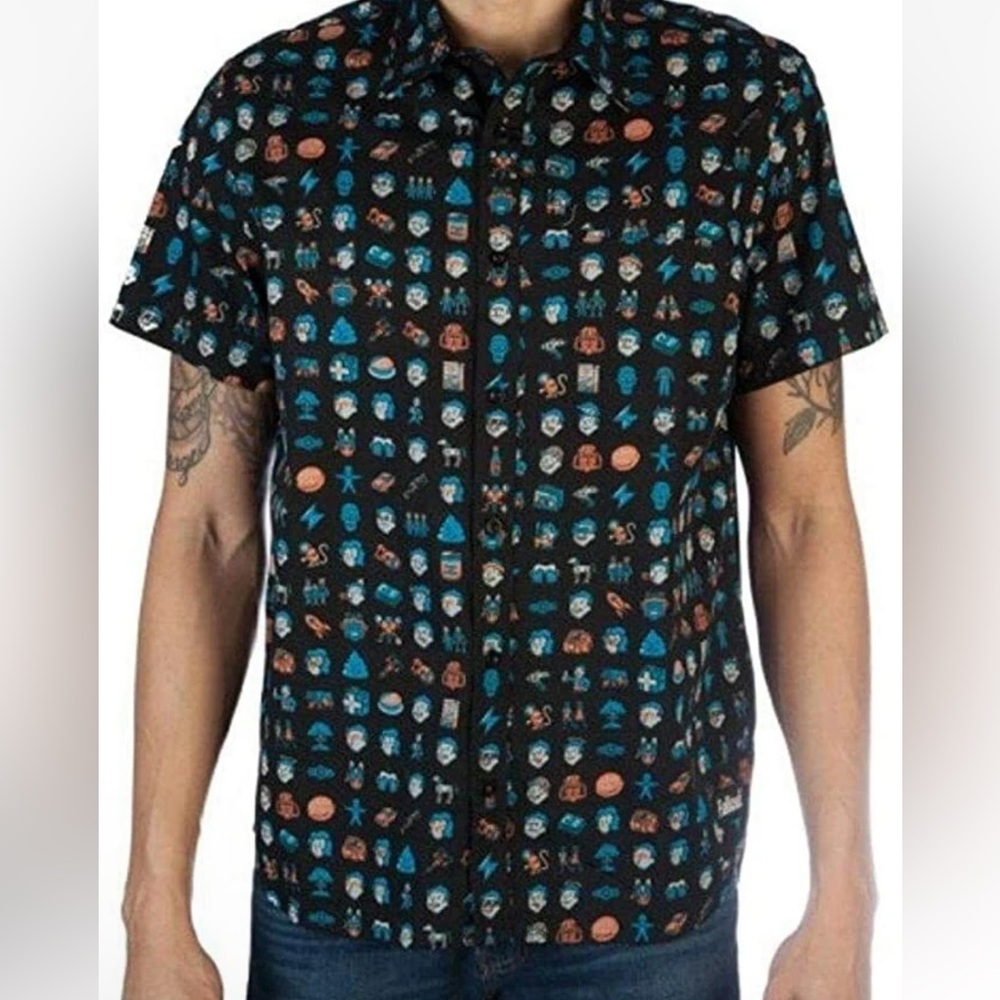 Bethesda Fallout Men's Black Patterned Short Sleeve Shirt
